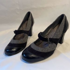 Gray and black Aerosoles mary janes